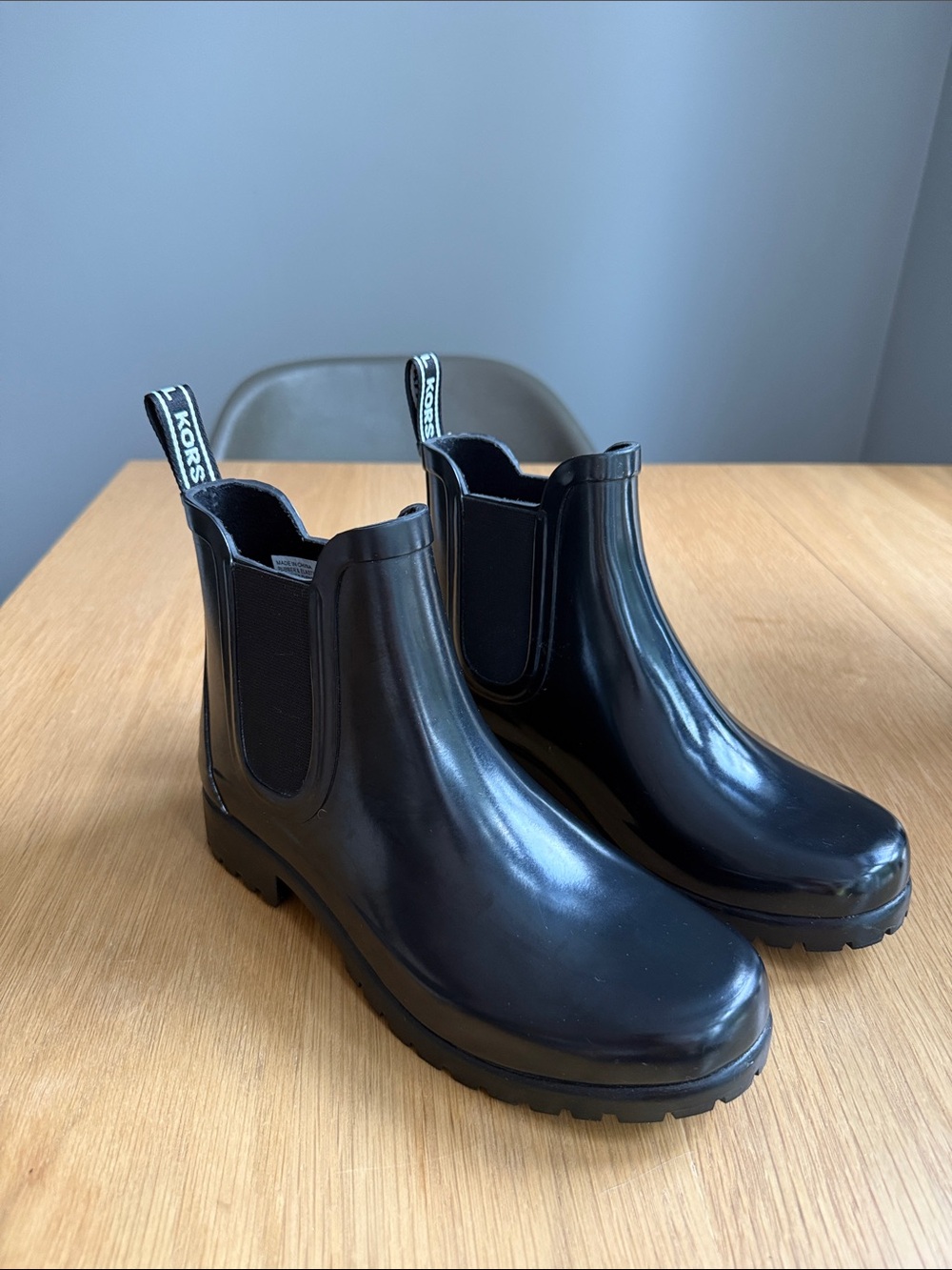 *NEW* Michael Kors Black Rain Chelsea Boots